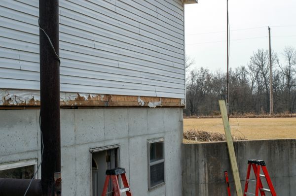 House Foundation Leveling in Detroit