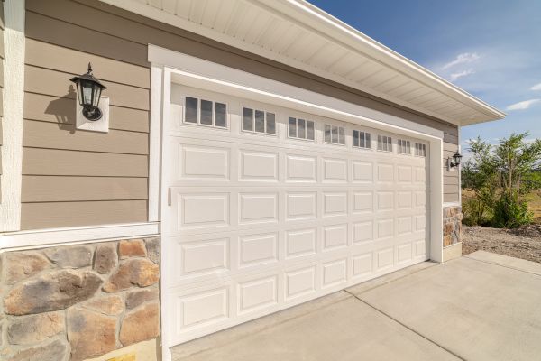 Cost of Garage Lifting in Detroit